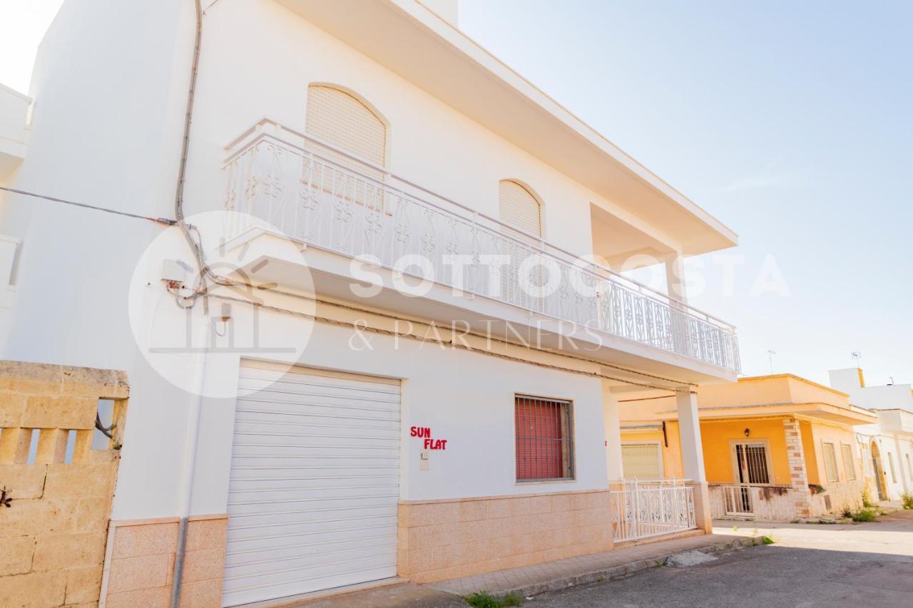 Moon & Sun Flat - Sant'Isidoro Apartment ซันตีซิโดโร ภายนอก รูปภาพ